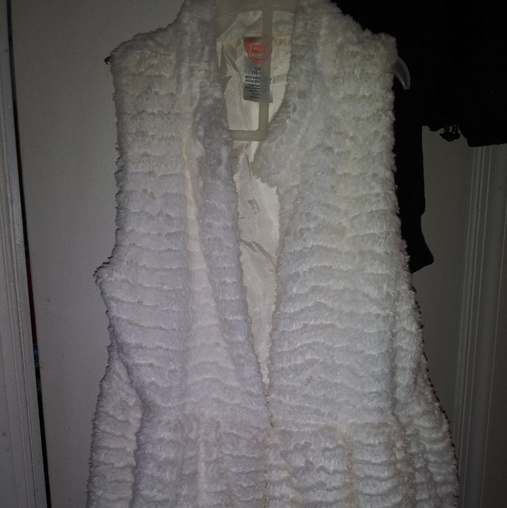 Girl's furry Vest